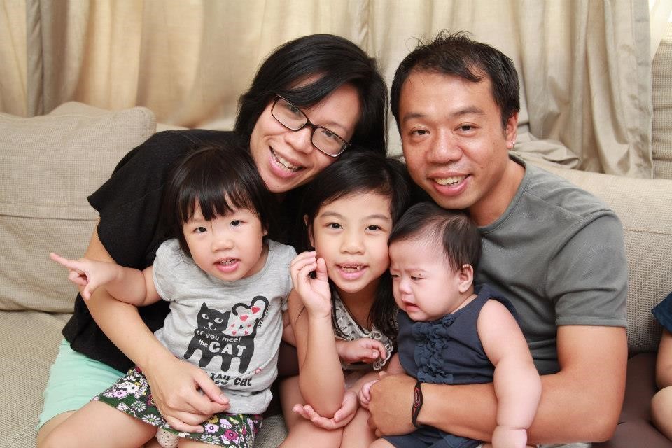 MM's Sebastian Ng with wife Sabrina and 3 daughters_Oct28'20