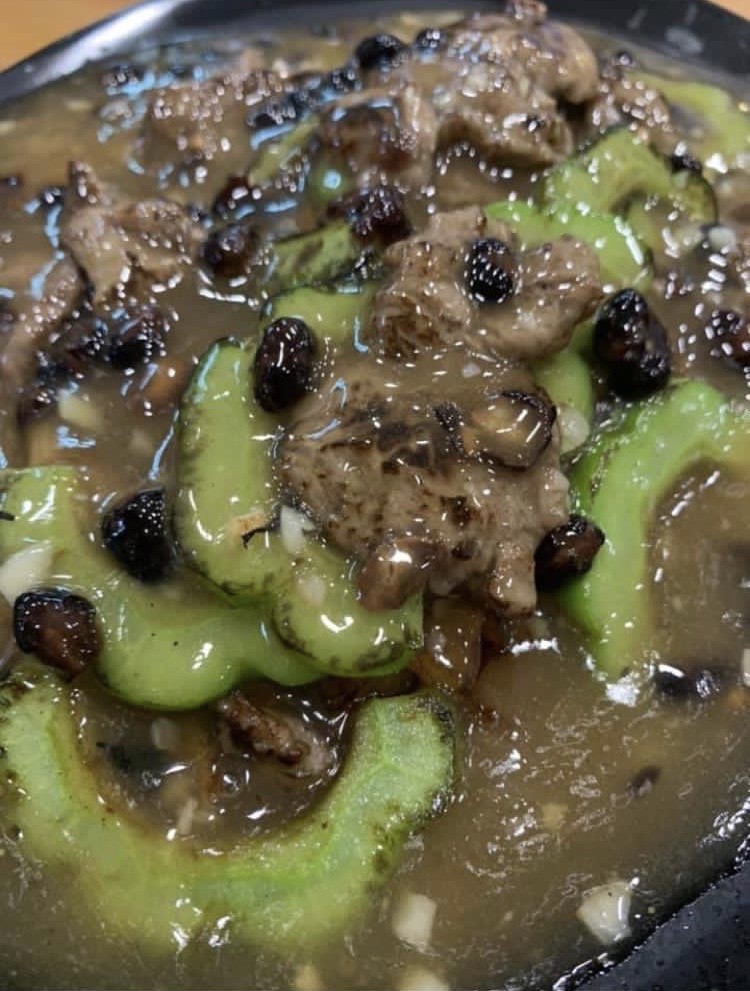 Maddie's House-style Beef Tenderloin Horfun with Bittergourd and Black Bean Sauce